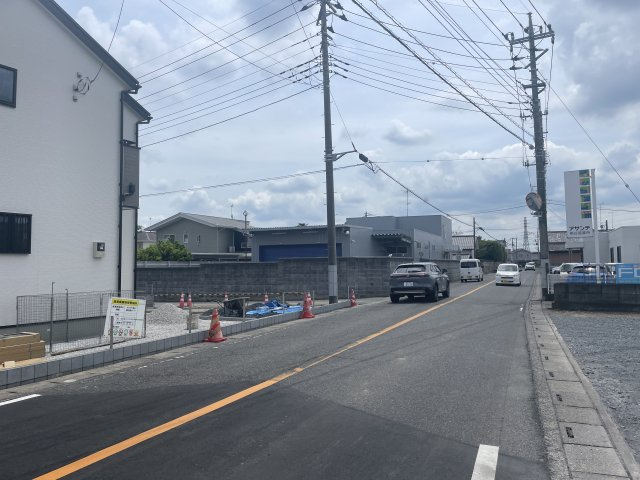 【前面道路含む現地写真】 | 熊谷市肥塚1丁目　新築戸建　全2区画　2号棟 | 4/21撮影