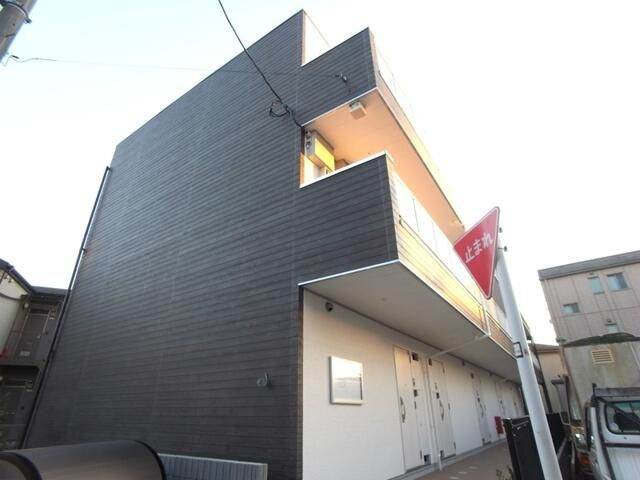 リブリ・ＥＤＥＮ　足立の外観