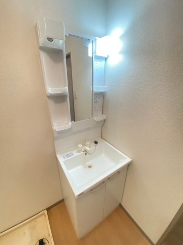 【独立洗面台】