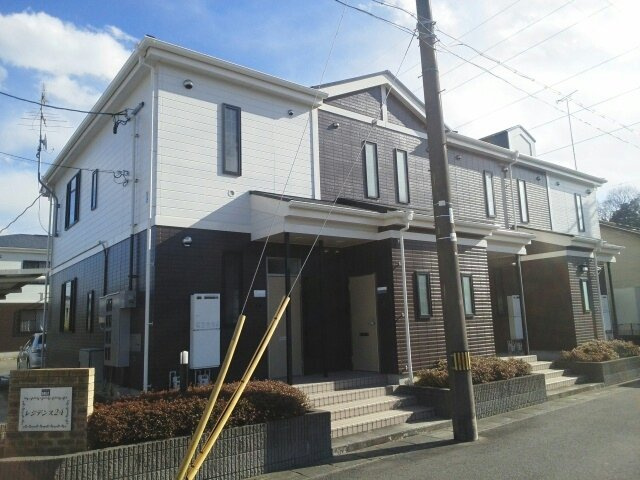 レジデンス２４　Ｄ棟の外観