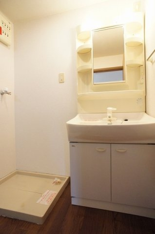 レジデンス２４　Ｄ棟の洗面所