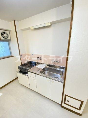 大阪市淀川区十三東１丁目の賃貸マンションのキッチン