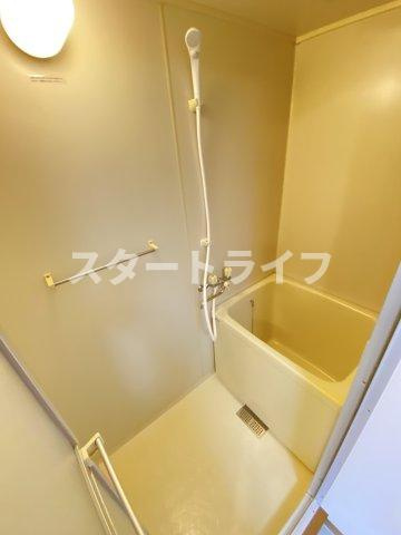 大阪市淀川区十三東１丁目の賃貸マンションの浴室