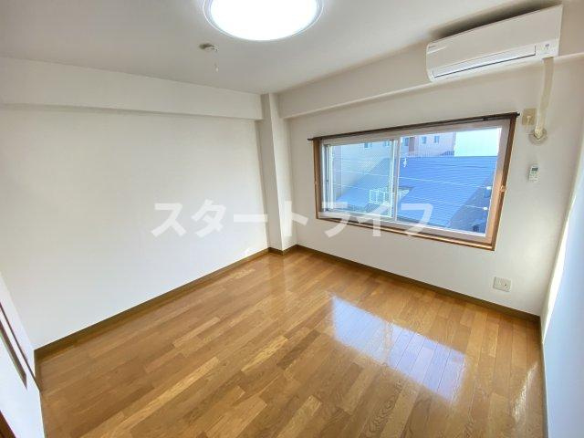 大阪市淀川区十三東１丁目の賃貸マンションの寝室