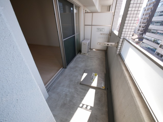 OCEAN松屋町のバルコニー