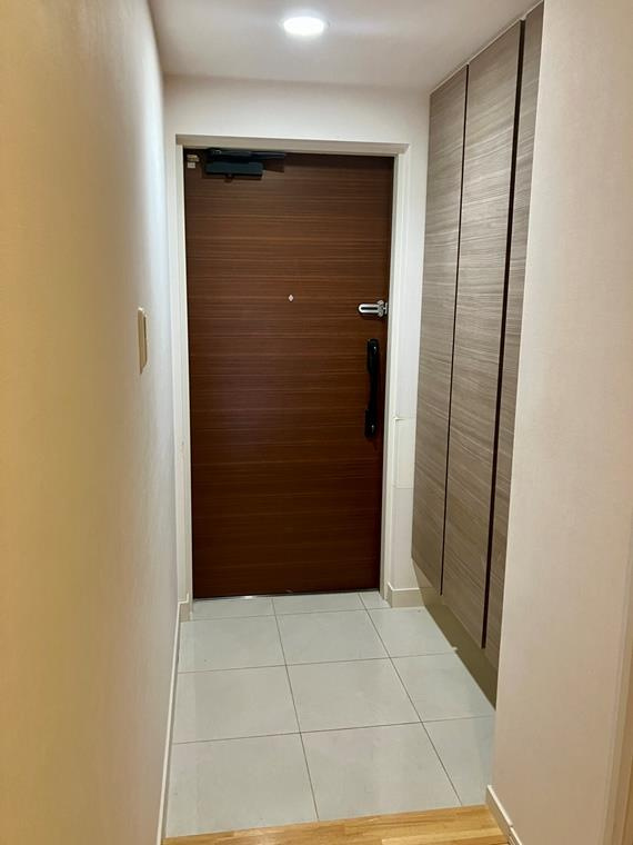 志木の杜テラスの玄関