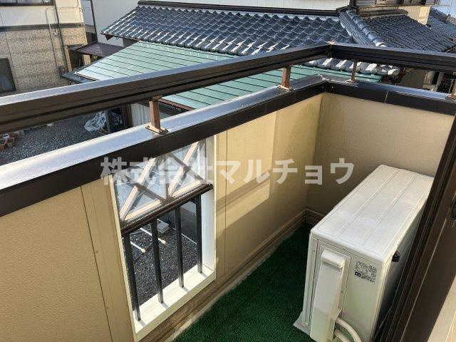 メゾンアルバＢのバルコニー|開放的で明るい空間を演出してくれるバルコニーです