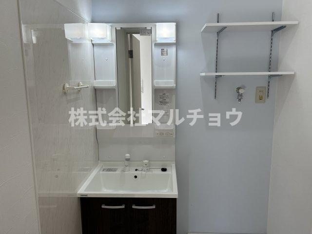 メゾンアルバＢの独立洗面台|独立洗面台あり、毎朝おしゃれに忙しい女性の方におすすめです