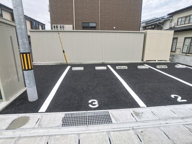 KD深町の駐車場