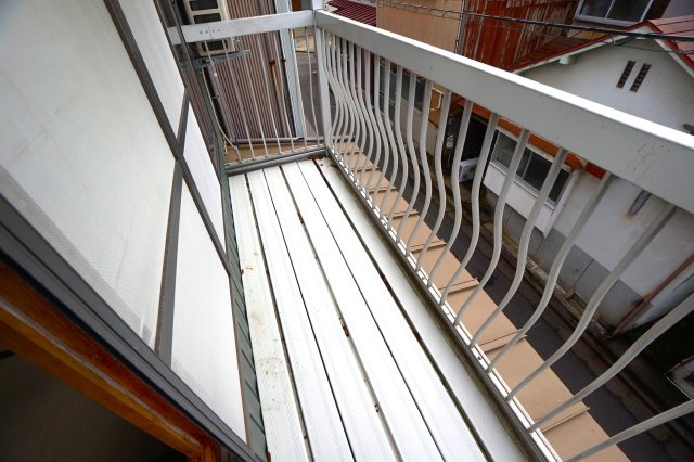 有楽町貸家のバルコニー