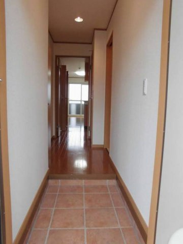 ソレイユ　モンテ　Ａの玄関