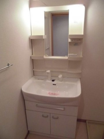 ソレイユ　モンテ　Ａの洗面所