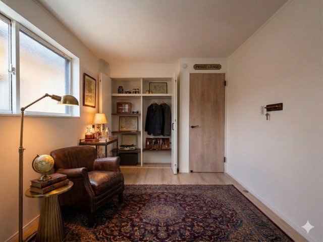 保土ケ谷区境木本町　新築戸建の洋室|◆感性を育むプライベートルームはシンプルでスマートな空間。好みの空間で読書をしたり、音楽を聞いたりと一人の時間も充実したものにできます。(家具はイメージです)