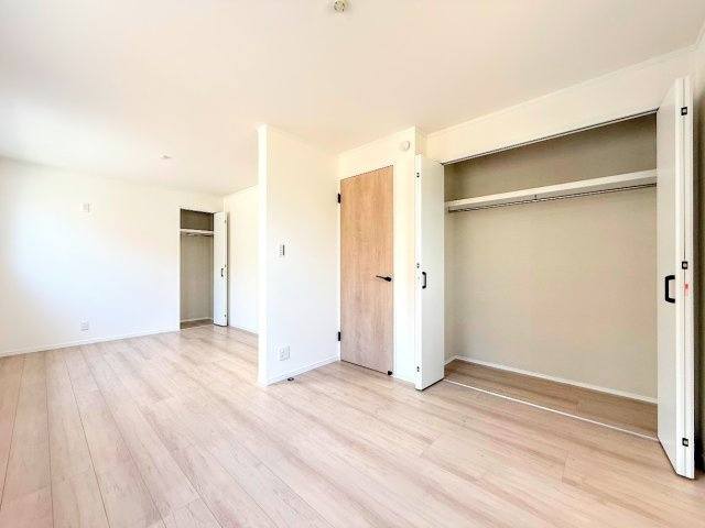 保土ケ谷区境木本町　新築戸建の収納|◆暮らし心地を大きく左右する収納を、適材適所に配置し使い勝手を考慮しました。空間を余すところなく有効利用した収納は生活空間をより上質なものにしてくれるでしょう。