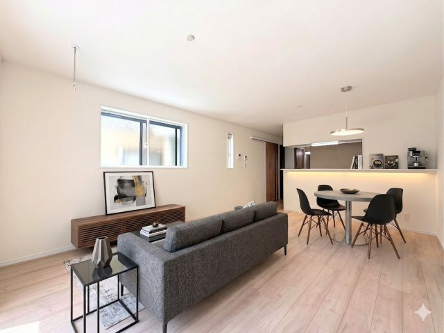 保土ケ谷区境木本町　新築戸建の居間・リビング|◆リビングは一日中太陽の光が射し込みます。家族が集まる空間は、自然と笑顔が溢れます！(家具はイメージです)