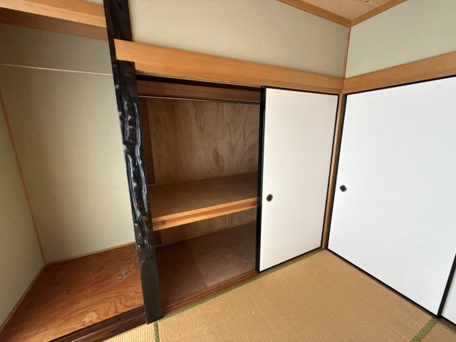 青山戸建の収納