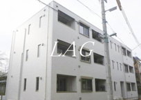 シャーンティ・エーカムの画像