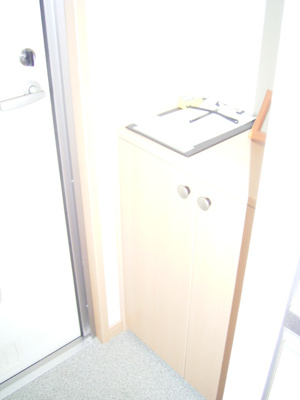 【玄関】 | エルメゾン花の木