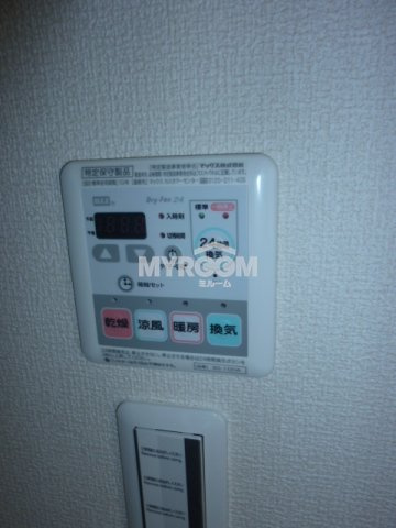 アーバンプレイス四ッ谷ⅡＢのその他|浴室乾燥機付☆（同一仕様写真）