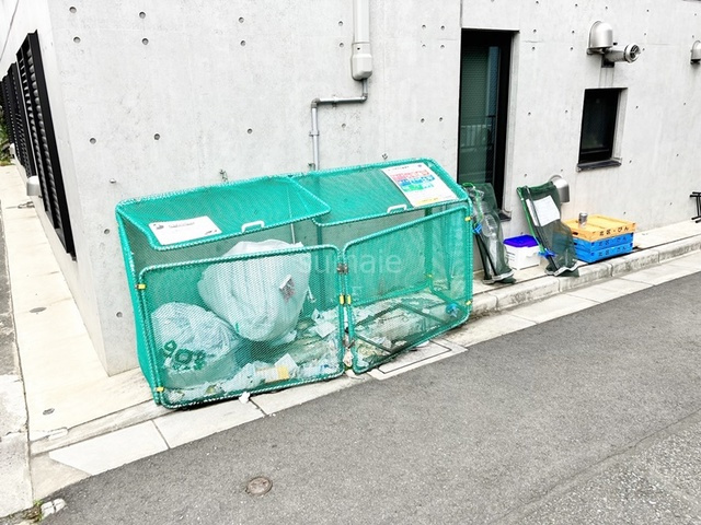 ＷＩＮＧ　ＲＩＣＣＯのその他共用部分|ゴミ捨て場です☆