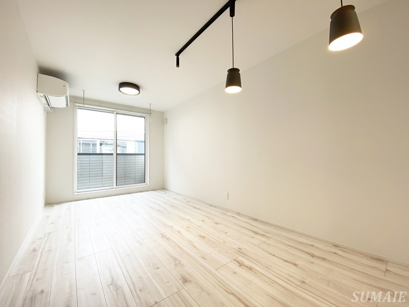 Forest　Maison　KOMAGOME　NORTHの居間・リビング|12.8帖のリビングです☆