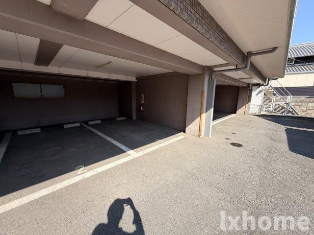 ベルリーフ西田の駐車場|駐車場完備です