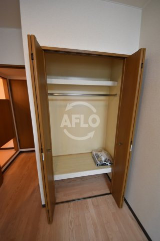 プレステージ靭公園の収納|プレステージ靭公園　クローゼット