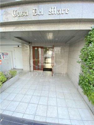 【エントランス】 | Casa del mare | 落ち着いたエントランスです