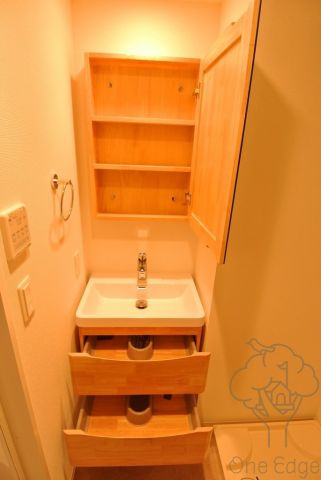 HS梅田EASTの洗面所