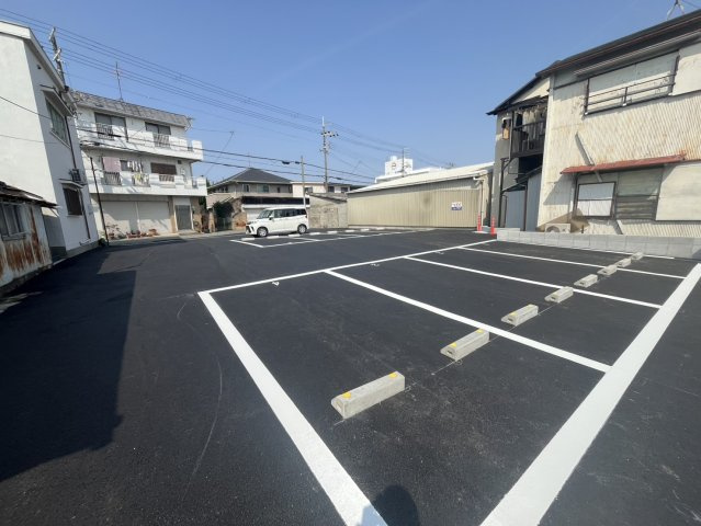 尼崎市久々知３丁目の駐車場