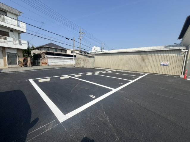 尼崎市久々知３丁目の駐車場