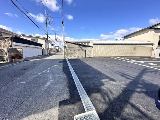 尼崎市久々知３丁目の駐車場
