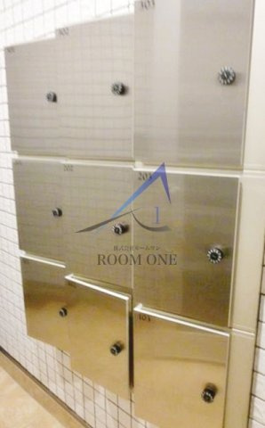 シャーンティ・エーカムのその他共用部分|集合ポストです。