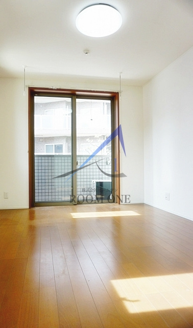 シャーンティ・エーカムの寝室|寝室です。