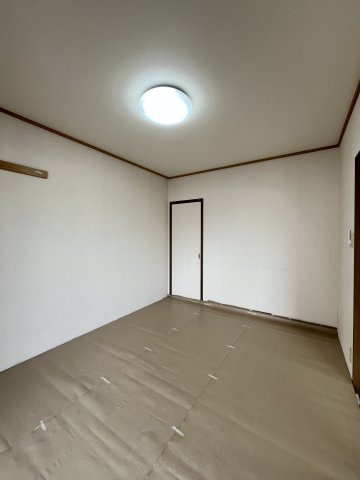 サン・ルミエールC棟の和室