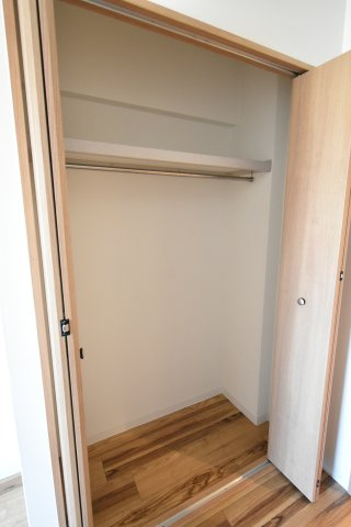 グランレブリー洛西口の収納