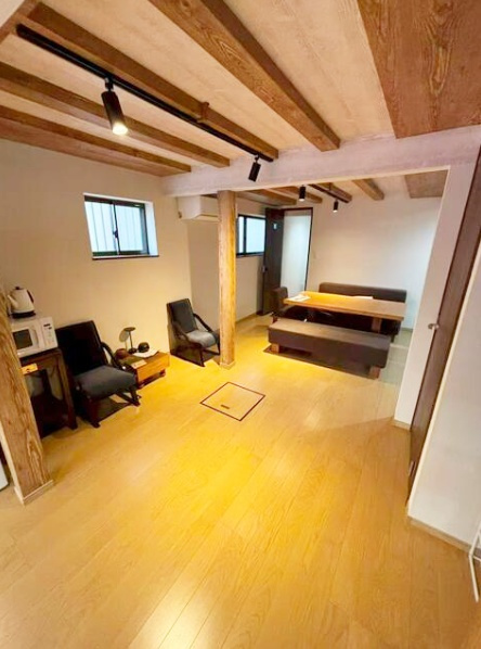 岡崎西福ノ川町の居間・リビング