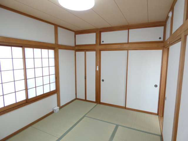 三ツ木台貸家の和室