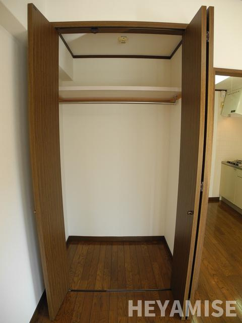 モンパルト万屋の収納|※1Kのお部屋の参考写真です※