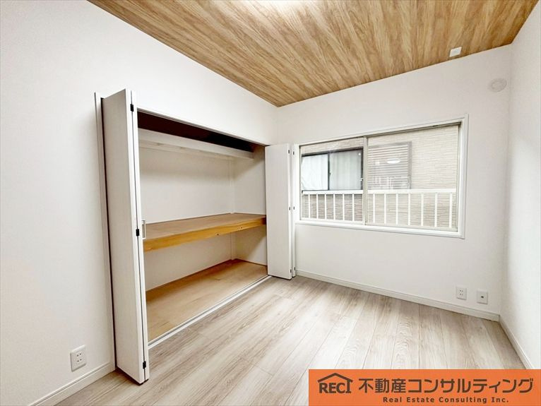 神戸市東灘区田中町4丁目　中古戸建の洋室