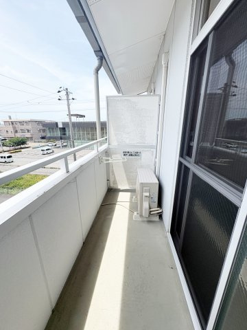 サンシャインタカラ2号棟のバルコニー
