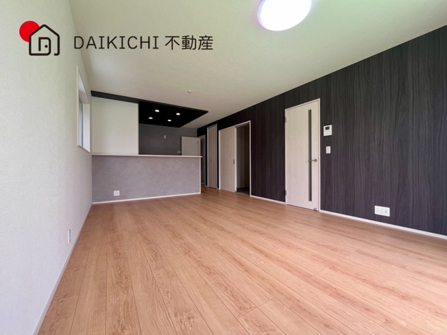 【居間・リビング】 | 北本市深井1丁目　新築戸建　全7棟　3号棟