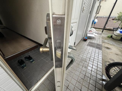 【玄関】 | グランビュー岸根