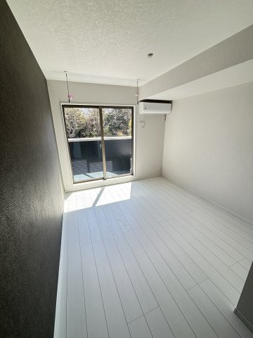 ウィンメゾン薬園台の洋室|明るい洋室です！