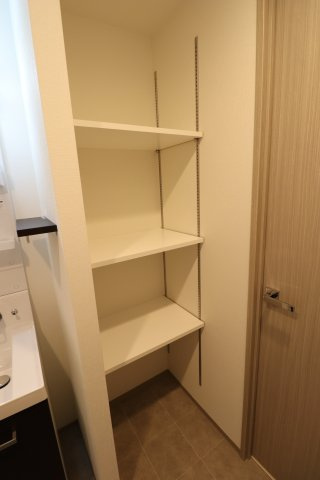 GENOVIA椎名町の収納