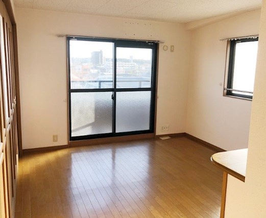 ロイヤルコンフォートの居間・リビング