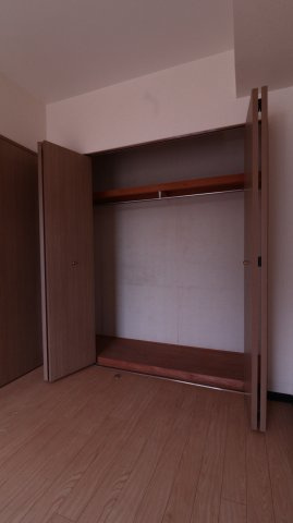 マッティーナ神戸弐番館の収納