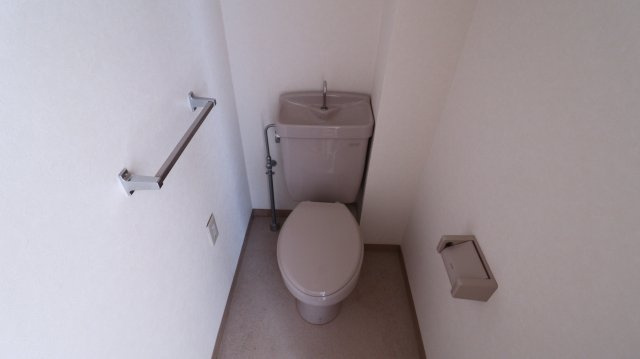 マッティーナ神戸弐番館のトイレ