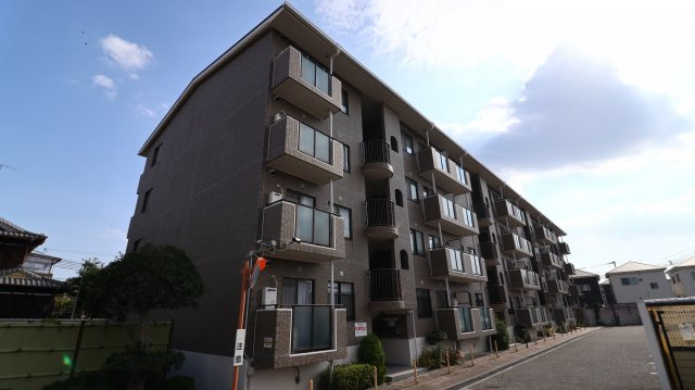 マッティーナ神戸弐番館の外観