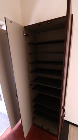 マッティーナ神戸弐番館の収納